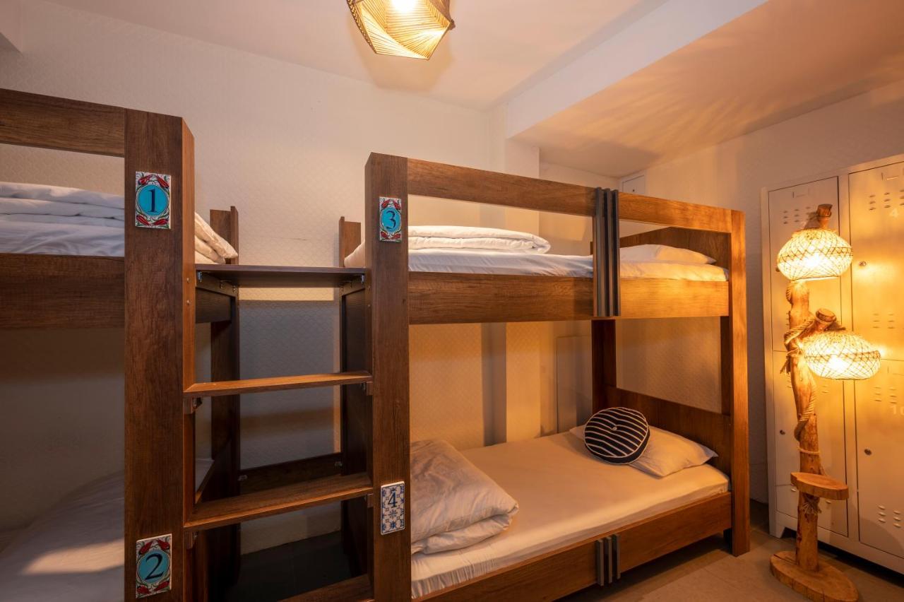 Taksim Square Hostel Istanbul Bagian luar foto