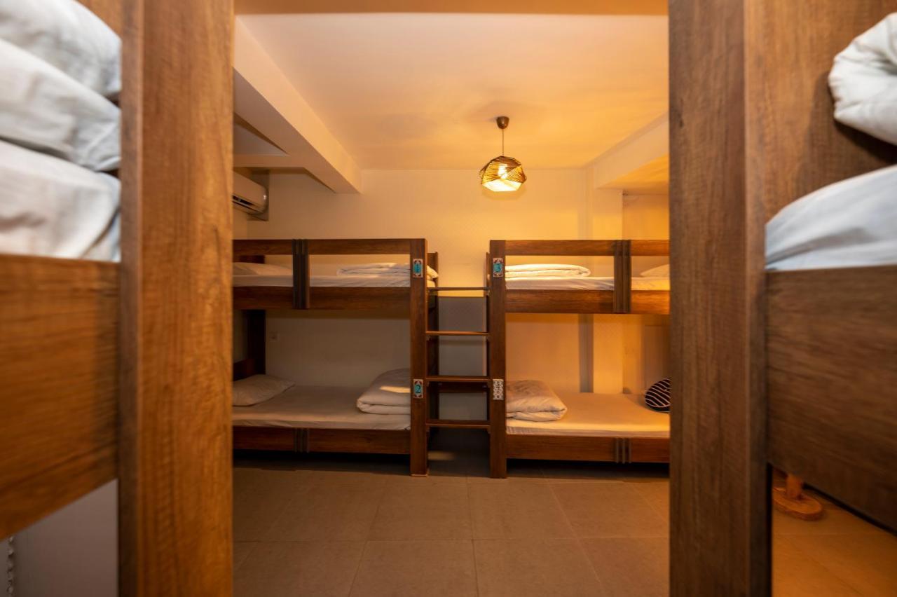 Taksim Square Hostel Istanbul Bagian luar foto